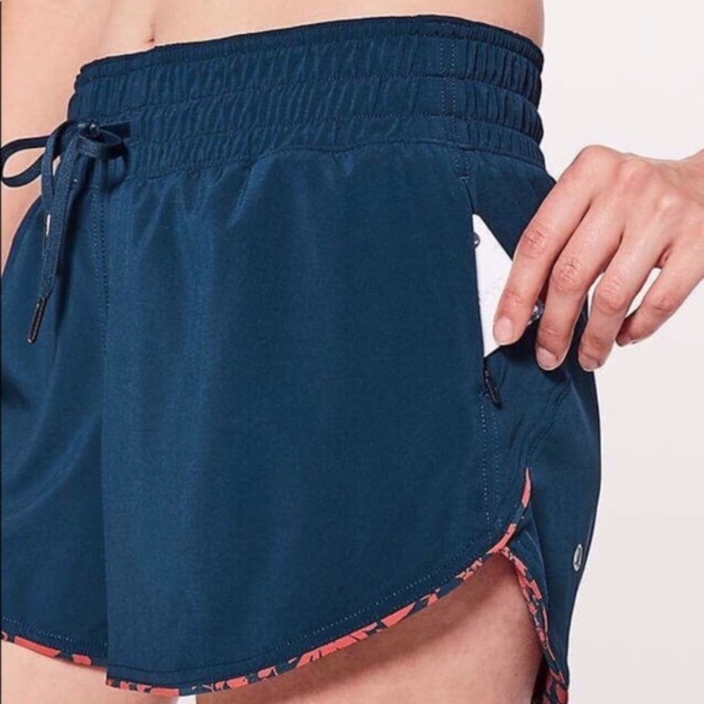 Lululemon Choose A Side Short Onyx Blue Reversible